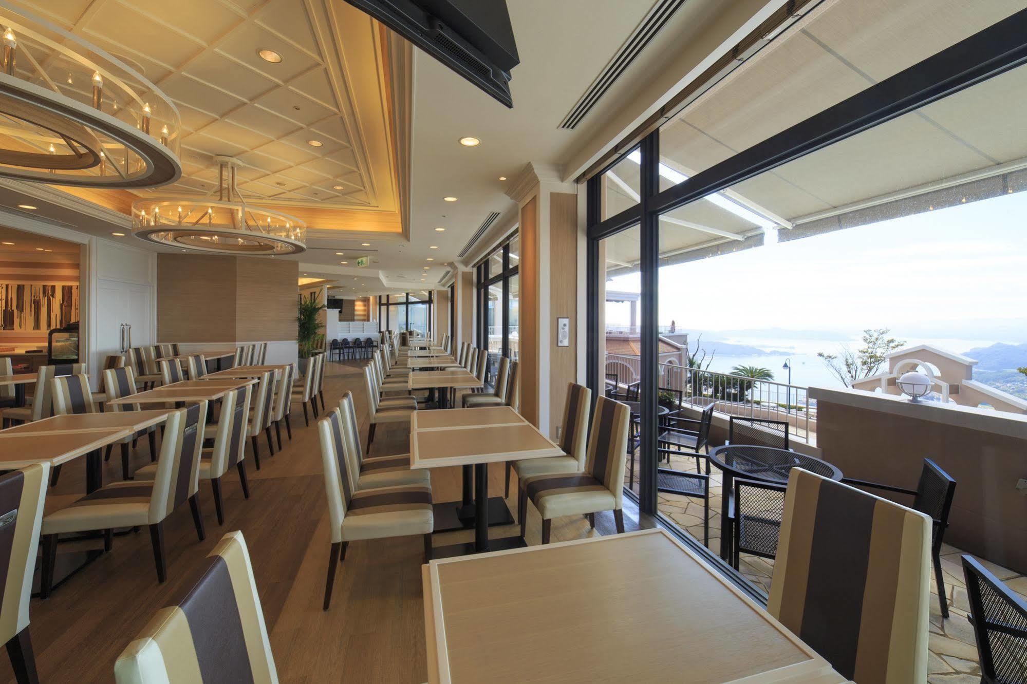 Yumihari-No-Oka Hotel Sasebo Extérieur photo
