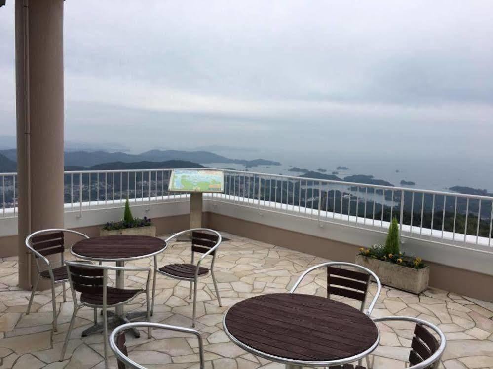 Yumihari-No-Oka Hotel Sasebo Extérieur photo