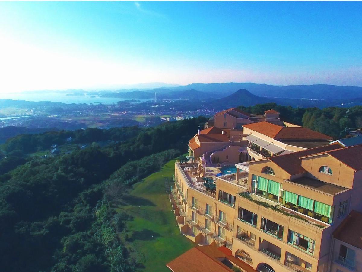 Yumihari-No-Oka Hotel Sasebo Extérieur photo